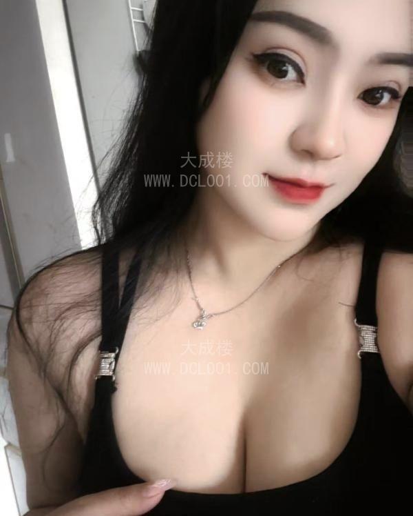 罗湖E乳一线天